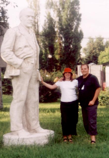 Lenin, Holly and Simon hang out in the sculpture park